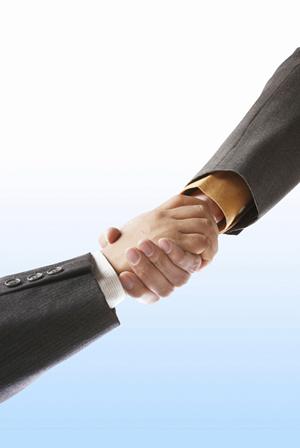 大阪での交通事故に強い弁護士選びのポイントと賠償請求の流れ解説